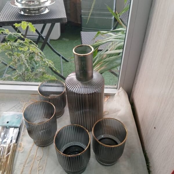 Ensemble carafe en verre